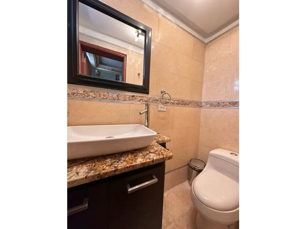 CASA EN VENTA 570 M2 - URB. MACARACUAY - 6