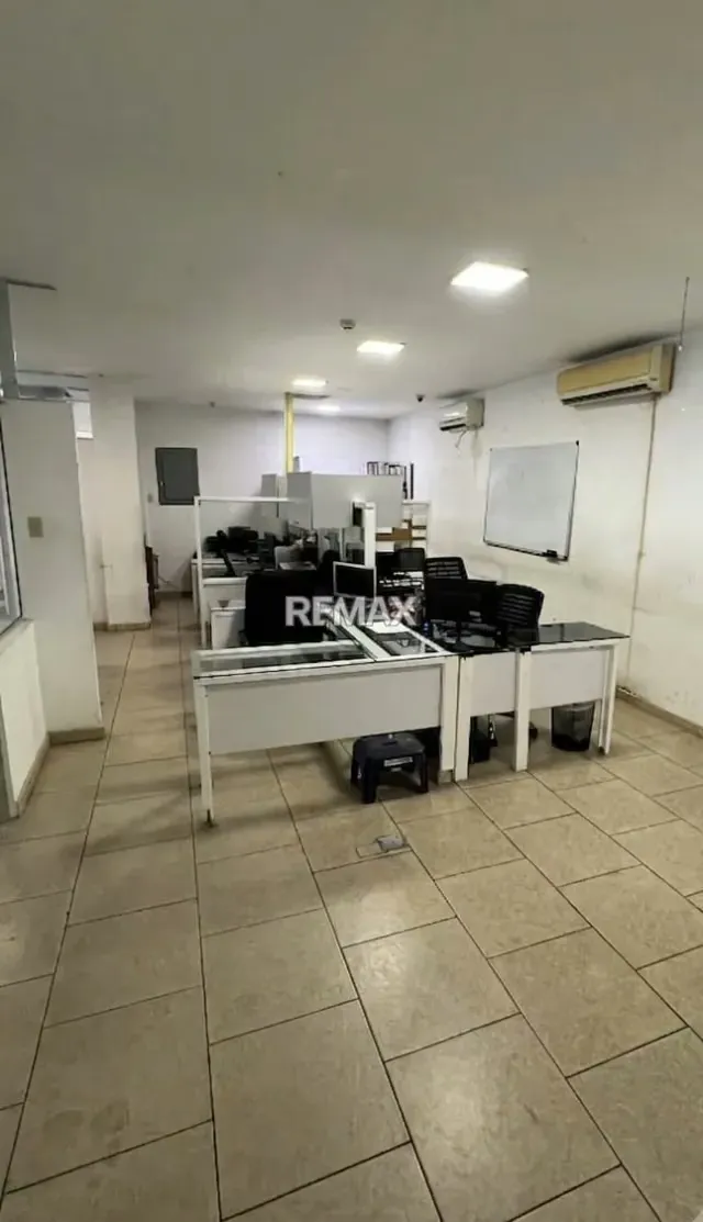 ALQUILO LOCAL EN ESQUINA EN CALLE 71 - 3
