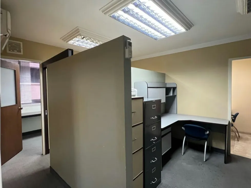 En Alquiler Oficina de 42m2 en El Rosal. Chacao - Caracas - 2
