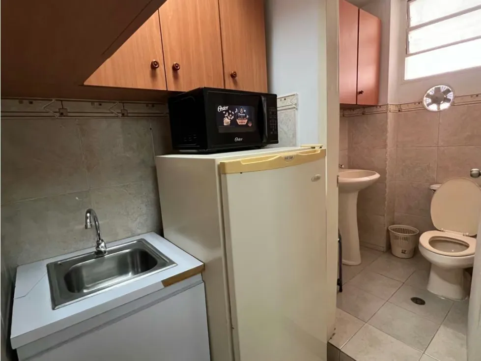 En Alquiler Oficina de 42m2 en El Rosal. Chacao - Caracas - 7