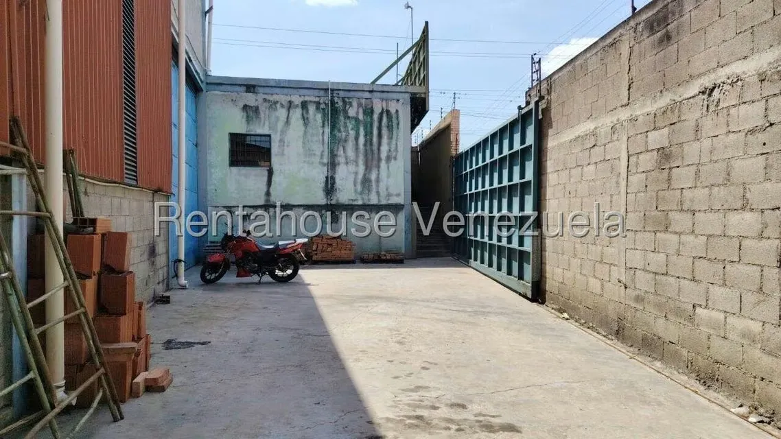 Industrial en Venta en Centro, Miranda - 20