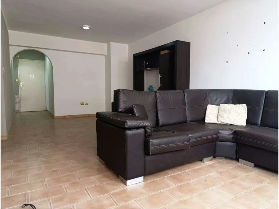APARTAMENTO - LOMAS DEL AVILA - 85 Mts2 - 2