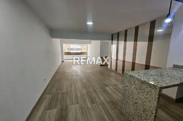 Venta de Apartamento en El Paraíso - 4