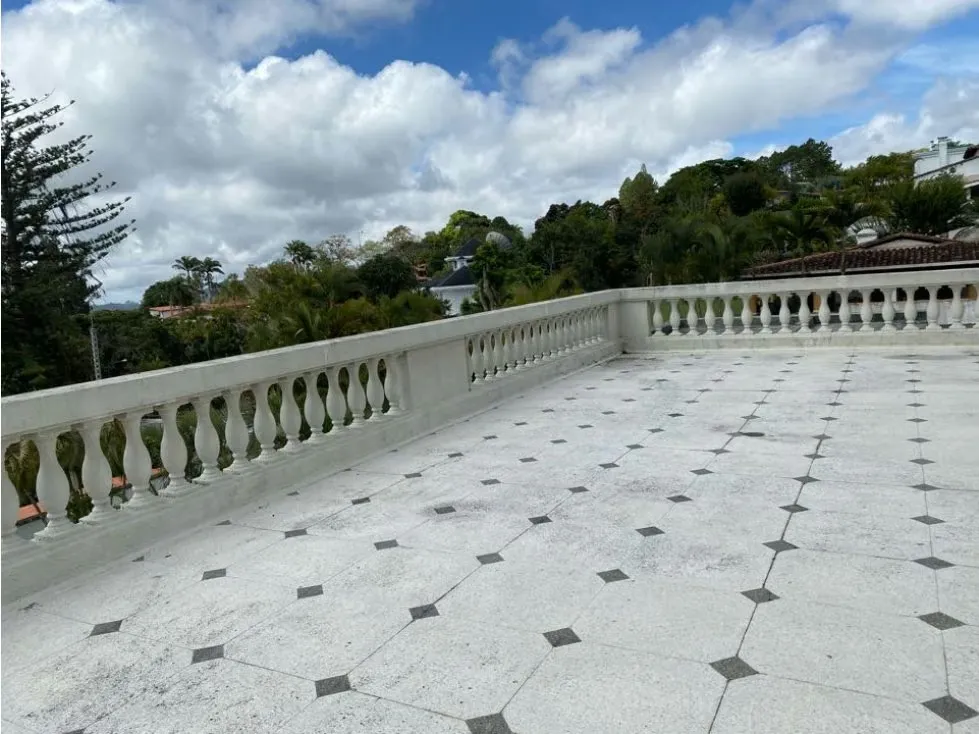 Copia de Vendo casa 900mts2 6h+2s/6b+2s/8pe La Lagunita - 23