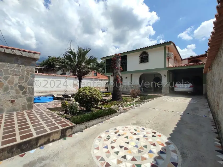 Casa (Duplex) en Venta en El Limon, Aragua