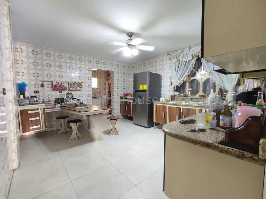 Casa (Duplex) en Venta en El Limon, Aragua - 11