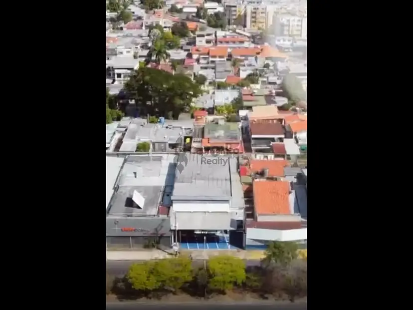 Edificio-Galpón Industrial y Comercial en Maracay TCL E 10144306