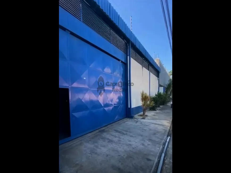 Edificio-Galpón Industrial y Comercial en Maracay TCL E 10144306 - 6