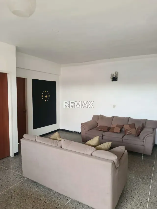 Apartamento en Alquiler Residencias Santa Barbara - 3