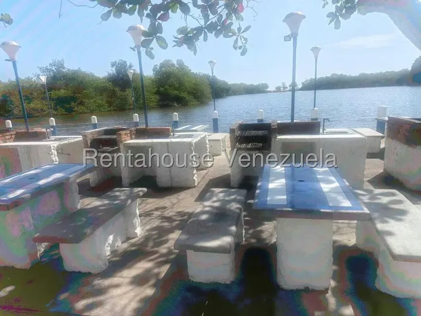 Apartamento (1 Nivel) en Venta en Tacarigua la Laguna, Miranda - 18