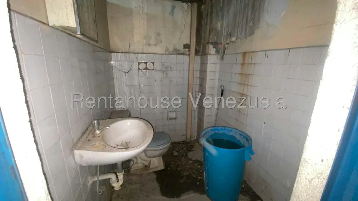 Local Comercial en Venta en Centro, Lara - 21