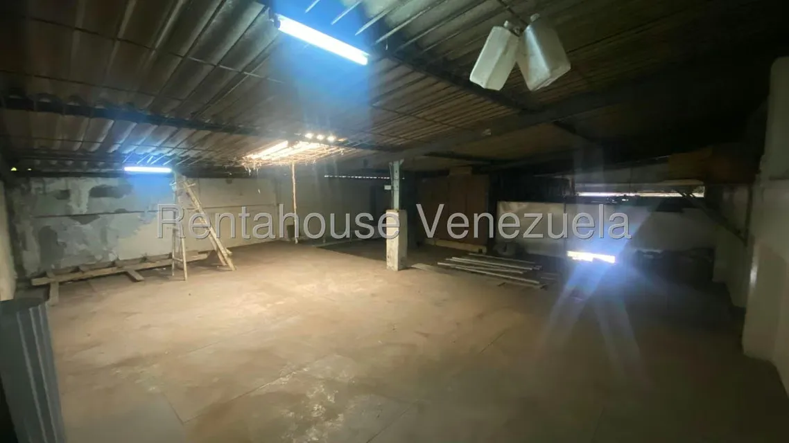 Local Comercial en Venta en Centro, Lara - 24