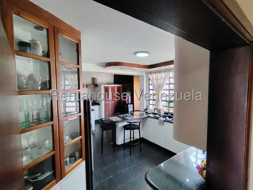 Casa (Multipes Niveles) en Venta en La Macarena Norte, Miranda - 11