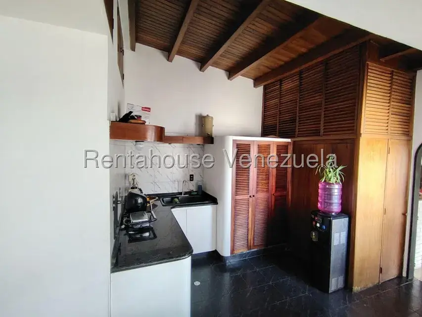 Casa (Multipes Niveles) en Venta en La Macarena Norte, Miranda - 14