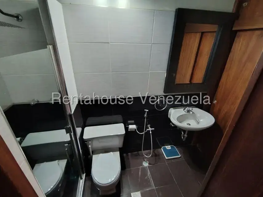 Casa (Multipes Niveles) en Venta en La Macarena Norte, Miranda - 18