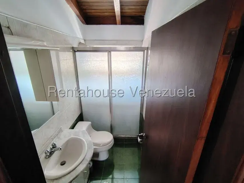 Casa (Multipes Niveles) en Venta en La Macarena Norte, Miranda - 31
