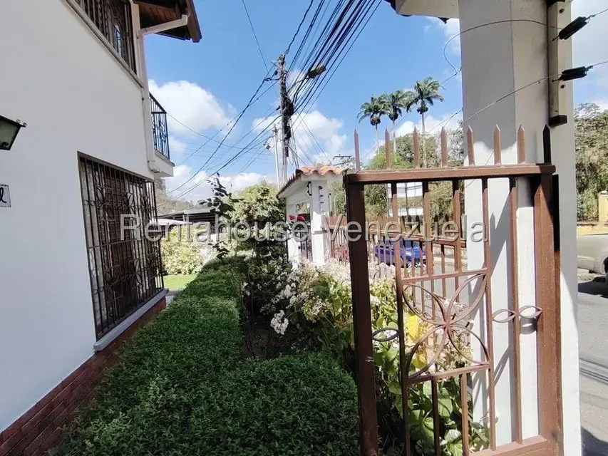 Casa (Multipes Niveles) en Venta en La Macarena Norte, Miranda - 39