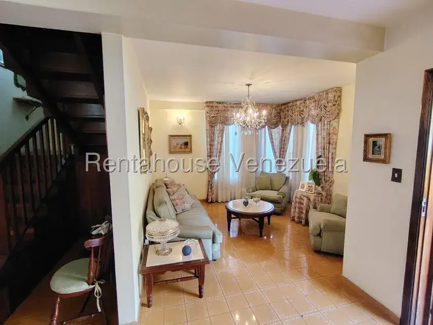 Casa (Multipes Niveles) en Venta en La Macarena Norte, Miranda - 7