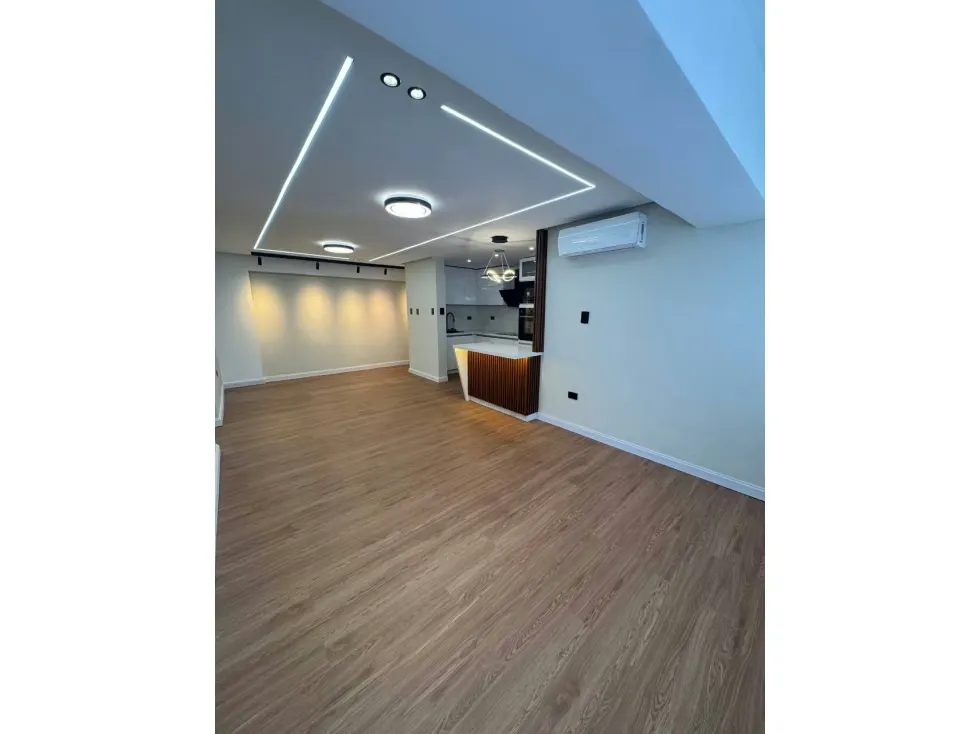 Apartamento en Venta en La Boyera 3H/ 2B/ 2P