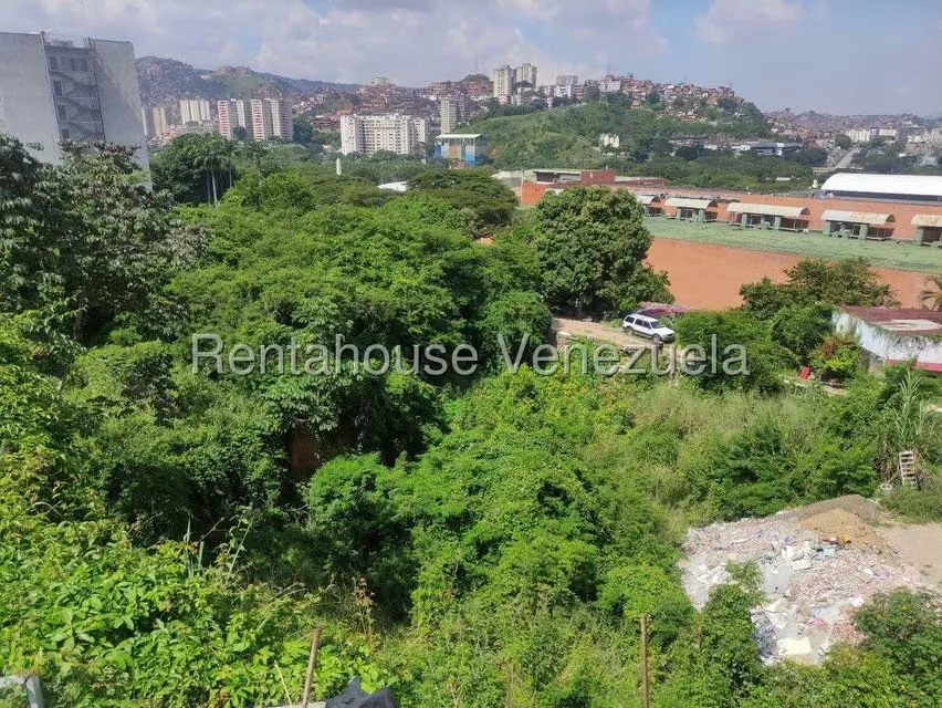 Terreno (Comercial) en Venta en Santa Monica, Distrito Metropolitano - 9