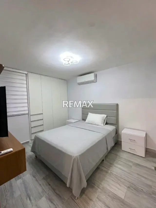 EN ALQUILER MODERNO APARTAMENTO Amoblado y equipado - 5