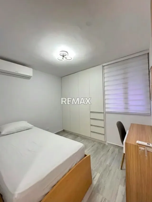 EN ALQUILER MODERNO APARTAMENTO Amoblado y equipado - 6