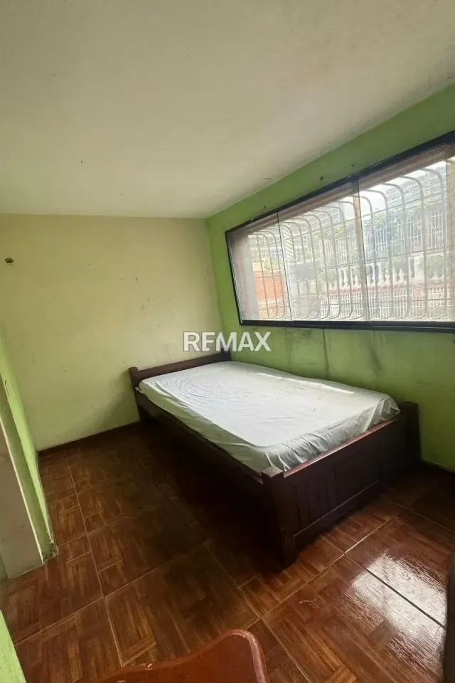 Venta de Casa, Urbanización Urdaneta, Catia. - 5