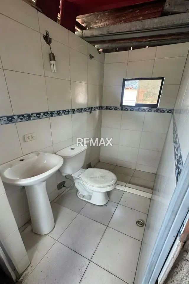 Venta de Casa, Urbanización Urdaneta, Catia. - 6