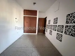 View 32