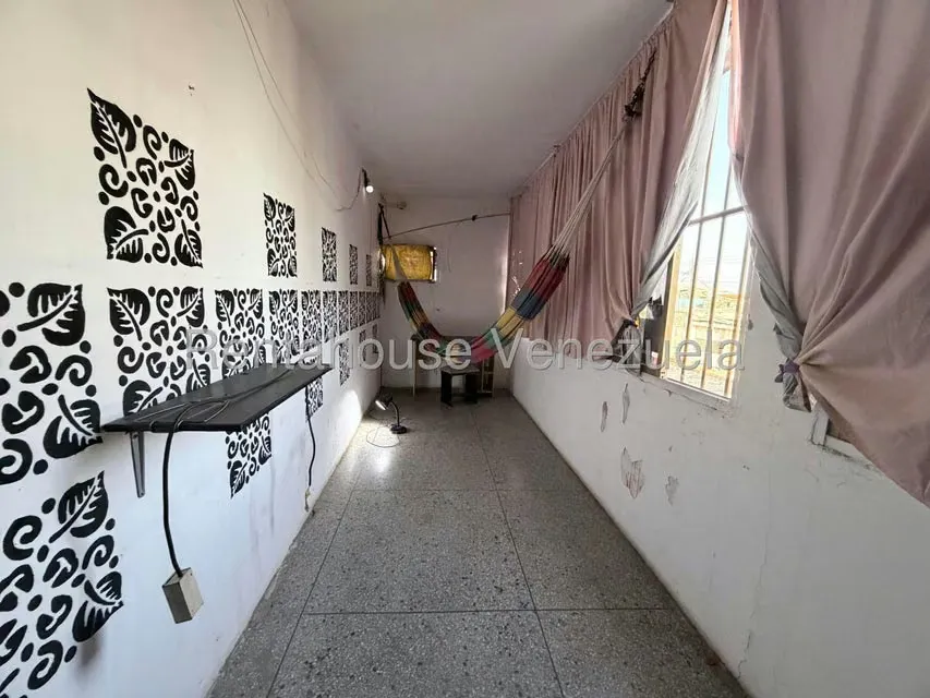 Casa (1 Nivel) en Venta en Punto Fijo, Falcon - 33