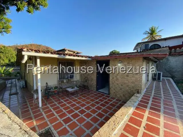Casa (Duplex) en Venta en El Limon, Aragua - 2