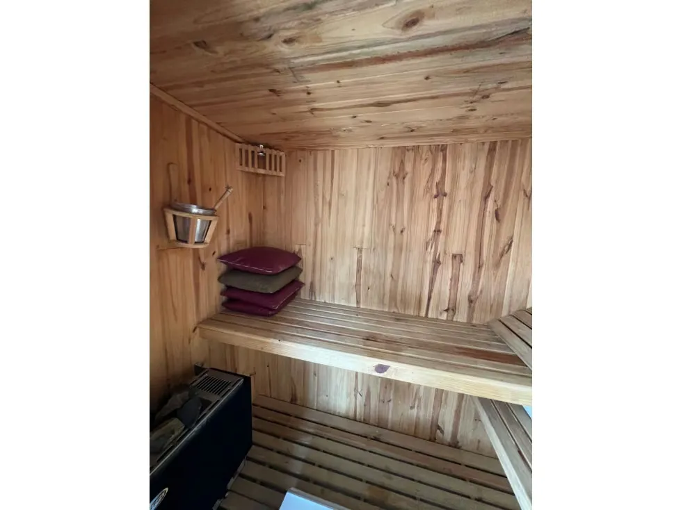 SE VENDE APTO EN LAS MERCEDES - 26