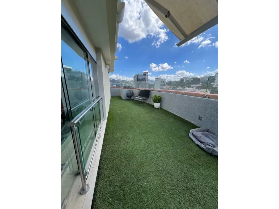 SE VENDE APTO EN LAS MERCEDES - 28