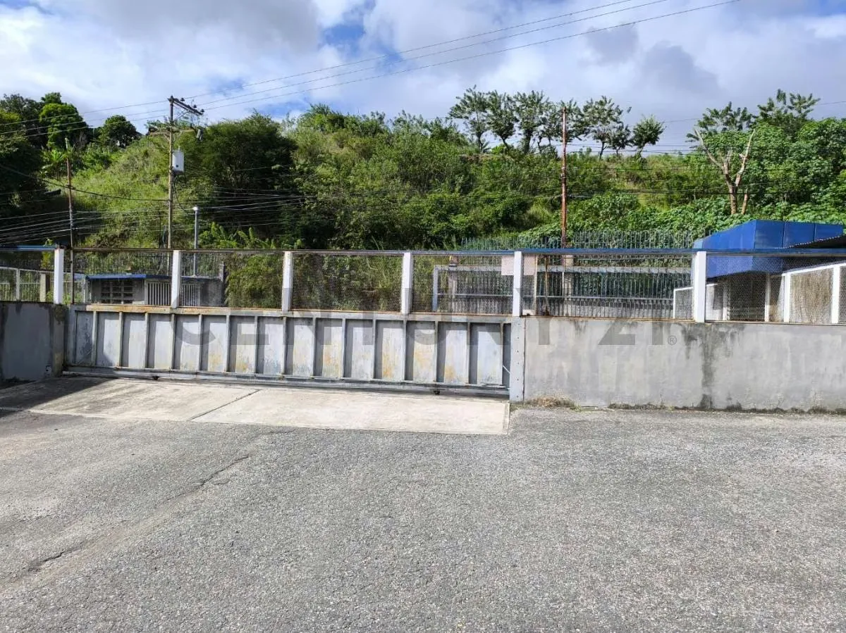 Venta de Galpón de 1.650,00 m² en Guatire - 4
