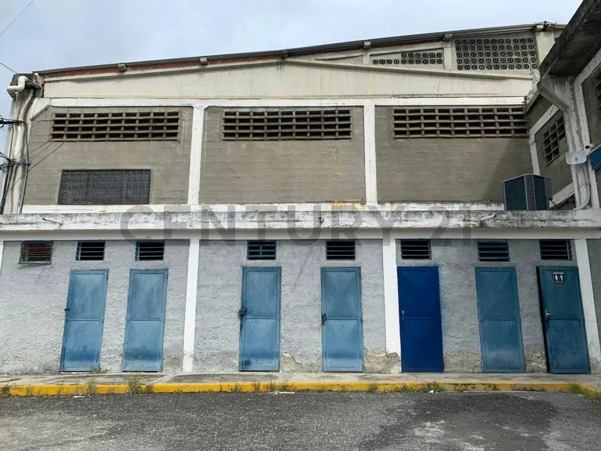 Venta de Galpón de 1.650,00 m² en Guatire - 8