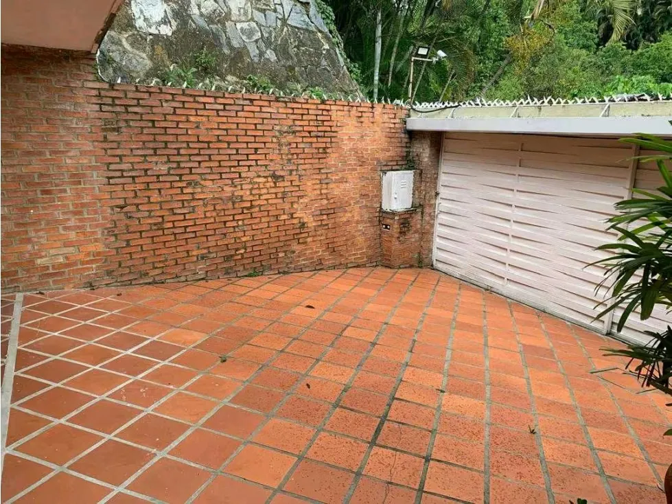 Venta/ Alquier casa 300m2 Chuao 1295 - 19