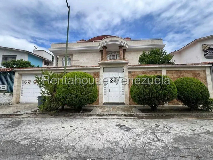 Casa (Multipes Niveles) en Venta en Colinas de Vista Alegre, Distrito Metropolitano