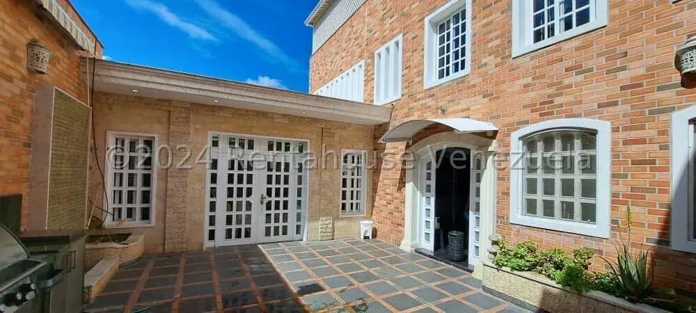 Casa (Multipes Niveles) en Venta en Colinas de Vista Alegre, Distrito Metropolitano - 28