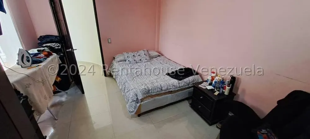 Casa (Multipes Niveles) en Venta en Colinas de Vista Alegre, Distrito Metropolitano - 51
