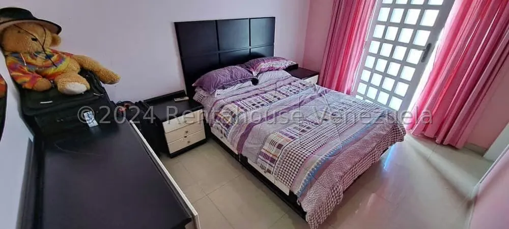 Casa (Multipes Niveles) en Venta en Colinas de Vista Alegre, Distrito Metropolitano - 64