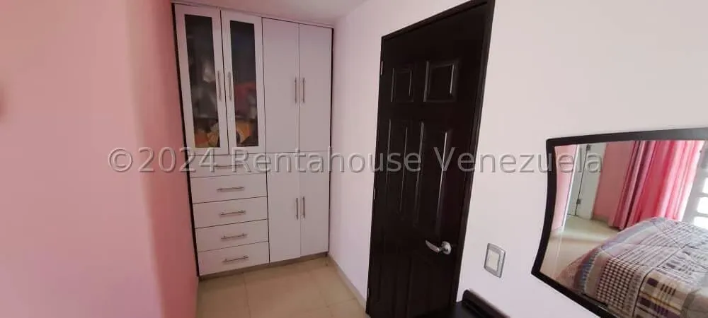 Casa (Multipes Niveles) en Venta en Colinas de Vista Alegre, Distrito Metropolitano - 66