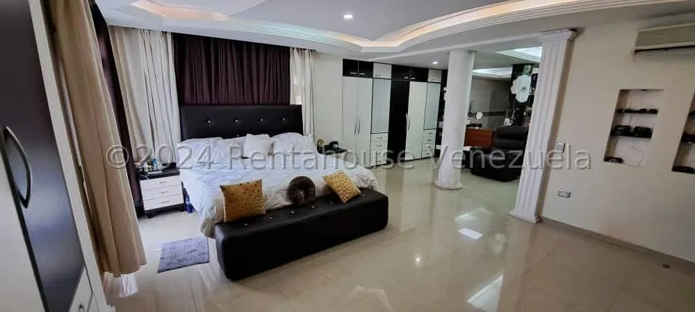 Casa (Multipes Niveles) en Venta en Colinas de Vista Alegre, Distrito Metropolitano - 75