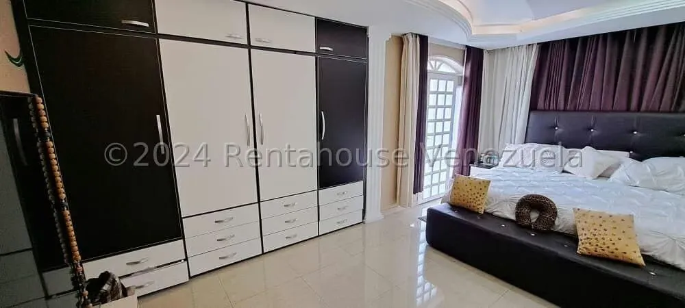 Casa (Multipes Niveles) en Venta en Colinas de Vista Alegre, Distrito Metropolitano - 78