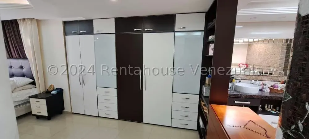Casa (Multipes Niveles) en Venta en Colinas de Vista Alegre, Distrito Metropolitano - 80