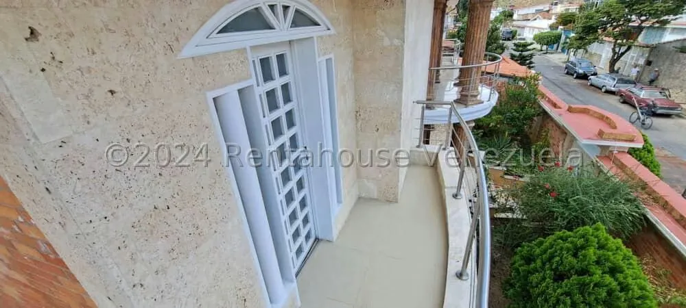 Casa (Multipes Niveles) en Venta en Colinas de Vista Alegre, Distrito Metropolitano - 91