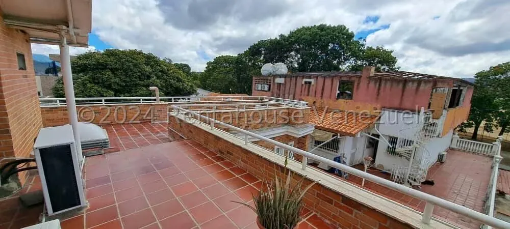 Casa (Multipes Niveles) en Venta en Colinas de Vista Alegre, Distrito Metropolitano - 93