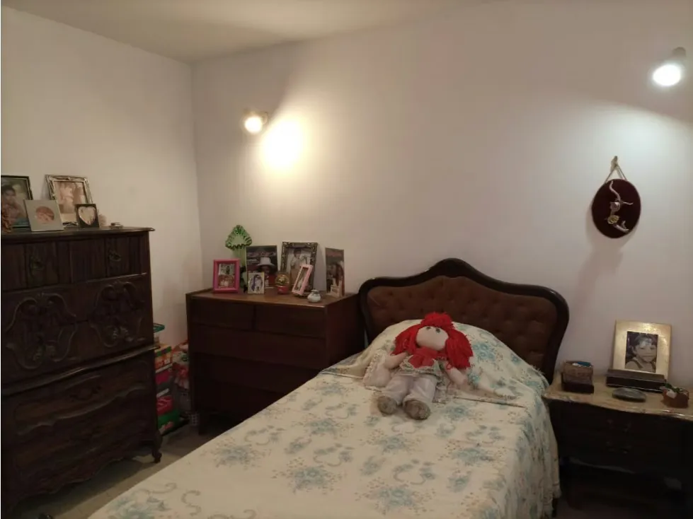 Se vende oportunidad casa 1343,18m2 terreno.Lomas de la Trinidad 3812 - 16