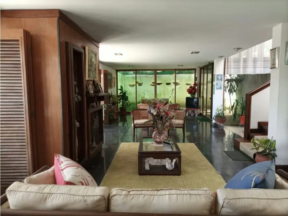 Se vende oportunidad casa 1343,18m2 terreno.Lomas de la Trinidad 3812 - 7