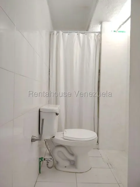 Anexo (1 Nivel) en Alquiler en Prados del Este, Distrito Metropolitano - 9
