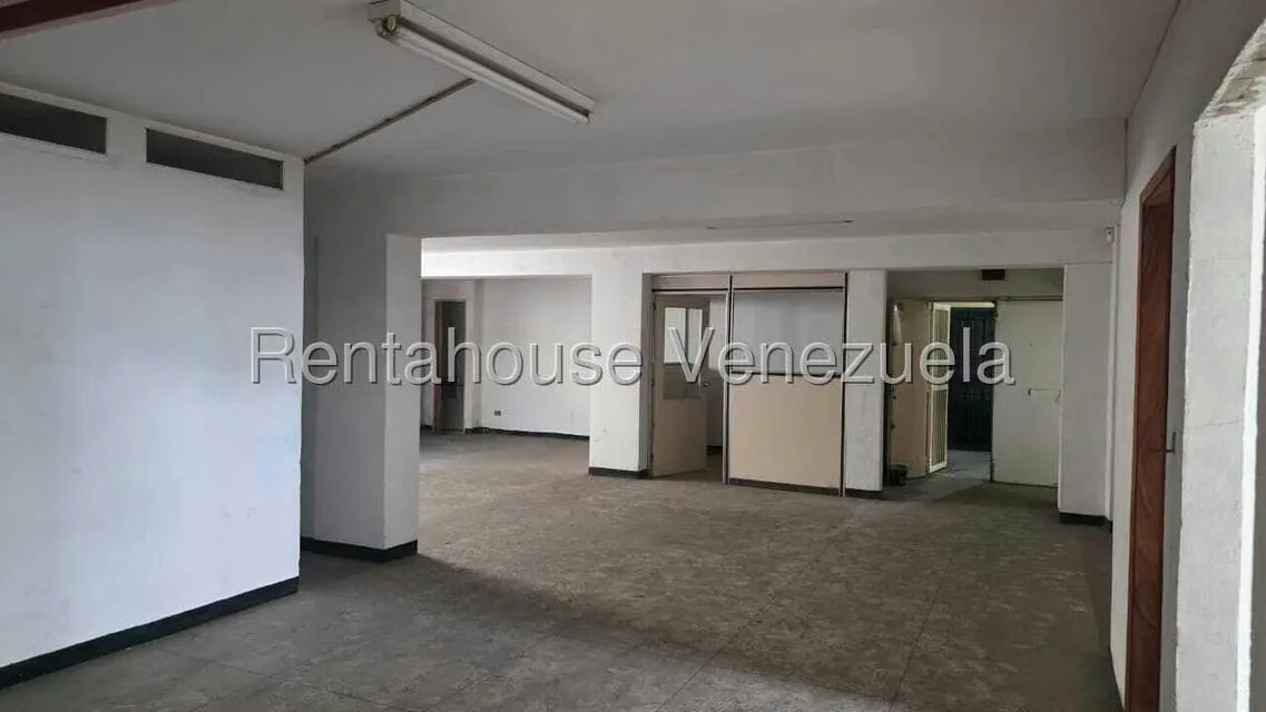 Edificio en Venta en La Trinidad, Distrito Metropolitano - 4
